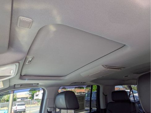 Used 2016 Chevrolet Suburban LTZ AWD/4WD image 36