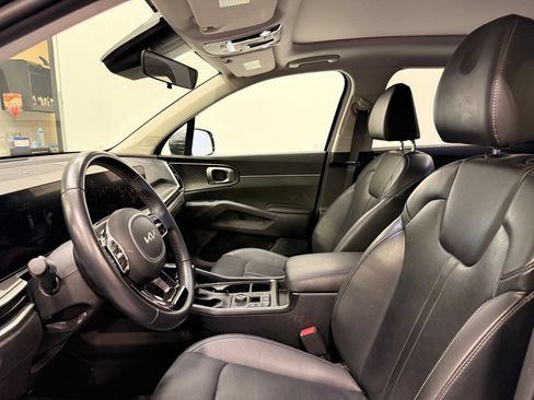 Used 2024 Kia Sorento S w/ Panoramic Sunroof Package AWD/4WD image 10