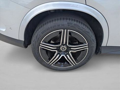 Used 2024 Mercedes-Benz GLC 300 4MATIC image 25