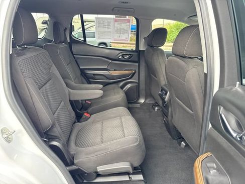 Used 2018 GMC Acadia SLE AWD/4WD image 29