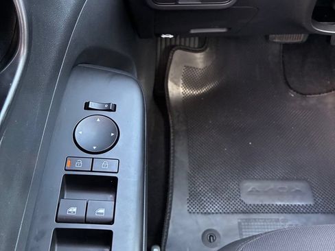 Used 2024 Hyundai Kona SEL FWD image 29