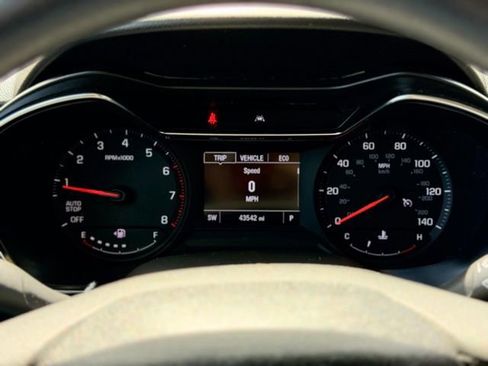 Certified 2023 Chevrolet TrailBlazer LT w/ Convenience Package image 9