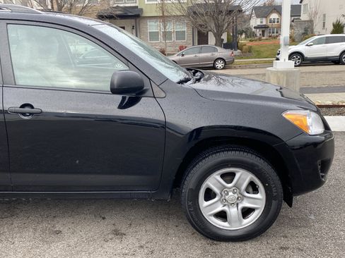Used 2012 Toyota RAV4 4WD image 8