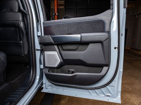 Used 2026 Ford F250 Platinum image 38