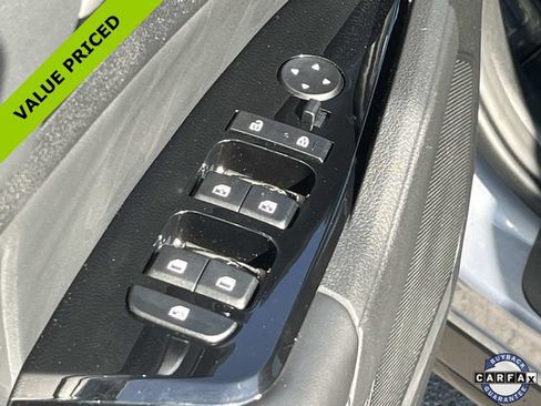 Used 2024 Kia Sportage EX FWD image 24