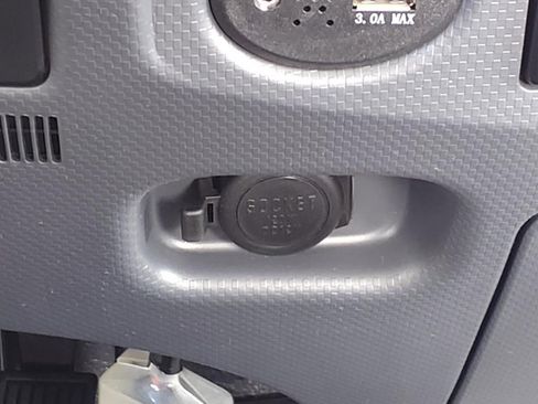 New 2025 Chevrolet Low Cab Forward image 15