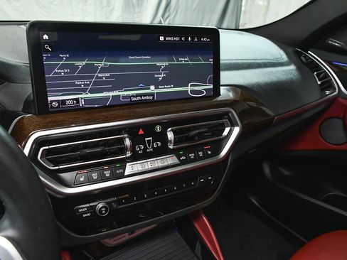 Used 2024 BMW X4 M40i w/ Premium Package AWD/4WD image 46