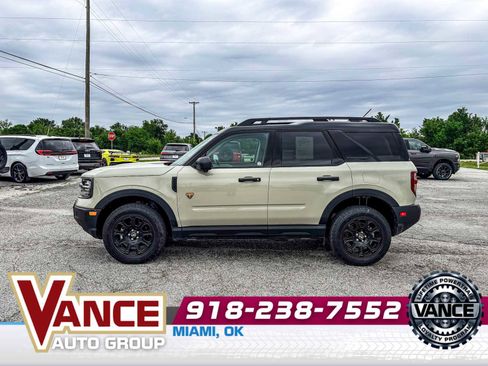 Used 2025 Ford Bronco Sport Badlands w/ Badlands Tech Package AWD/4WD image 4