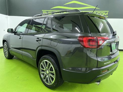 Used 2017 GMC Acadia SLT AWD/4WD image 7