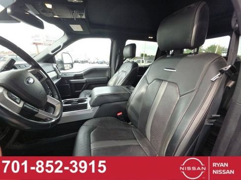 Used 2019 Ford F350 Platinum w/ Platinum Ultimate Package AWD/4WD image 8