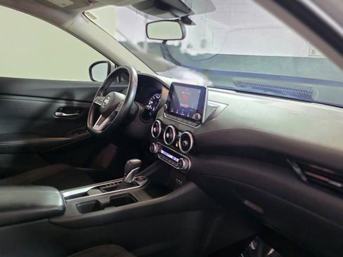 Used 2020 Nissan Sentra SV image 11