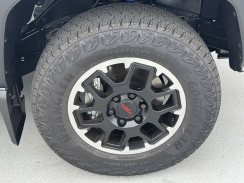 New 2026 Toyota Tacoma TRD Off-Road AWD/4WD image 15