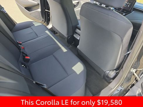 Used 2025 Toyota Corolla LE image 17