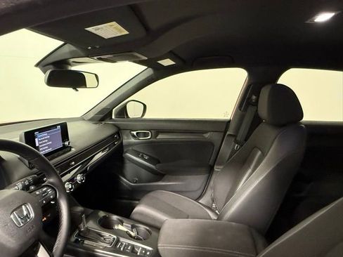 Used 2022 Honda Civic Sport image 32
