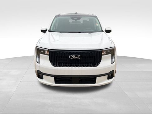 New 2025 Ford Maverick Lobo image 8