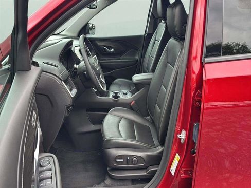 Used 2023 GMC Terrain SLT w/ Infotainment Package II image 11