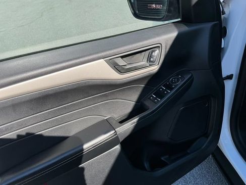 Certified 2022 Ford Escape SE AWD/4WD image 11