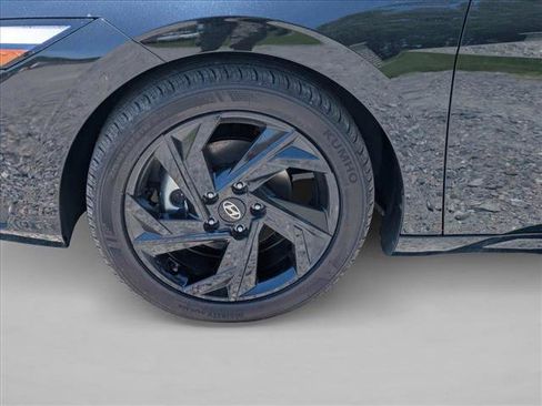 New 2026 Hyundai Elantra Sport FWD image 10