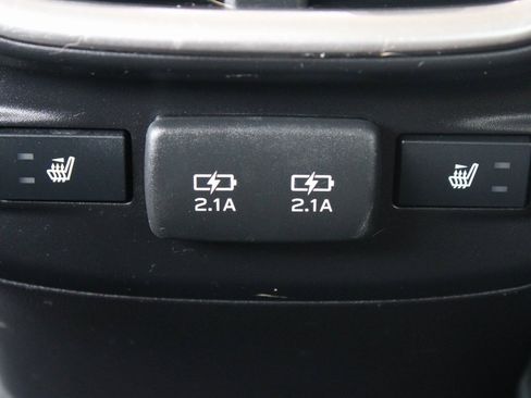 Used 2021 Subaru Outback Touring XT image 23