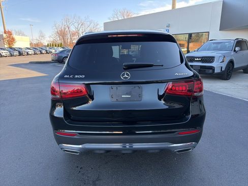 Used 2022 Mercedes-Benz GLC 300 4MATIC image 7