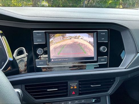 Used 2021 Volkswagen Jetta image 27