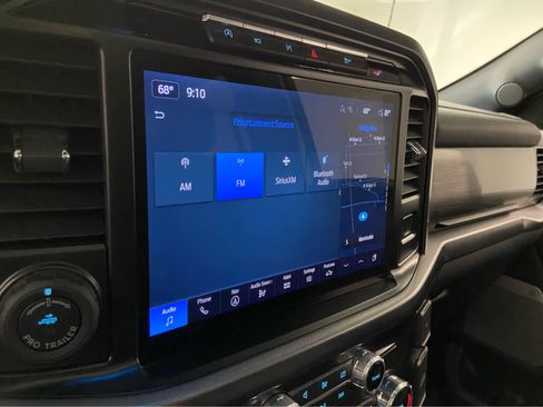 Used 2024 Ford F150 Lariat w/ Bed Utility Package AWD/4WD image 30