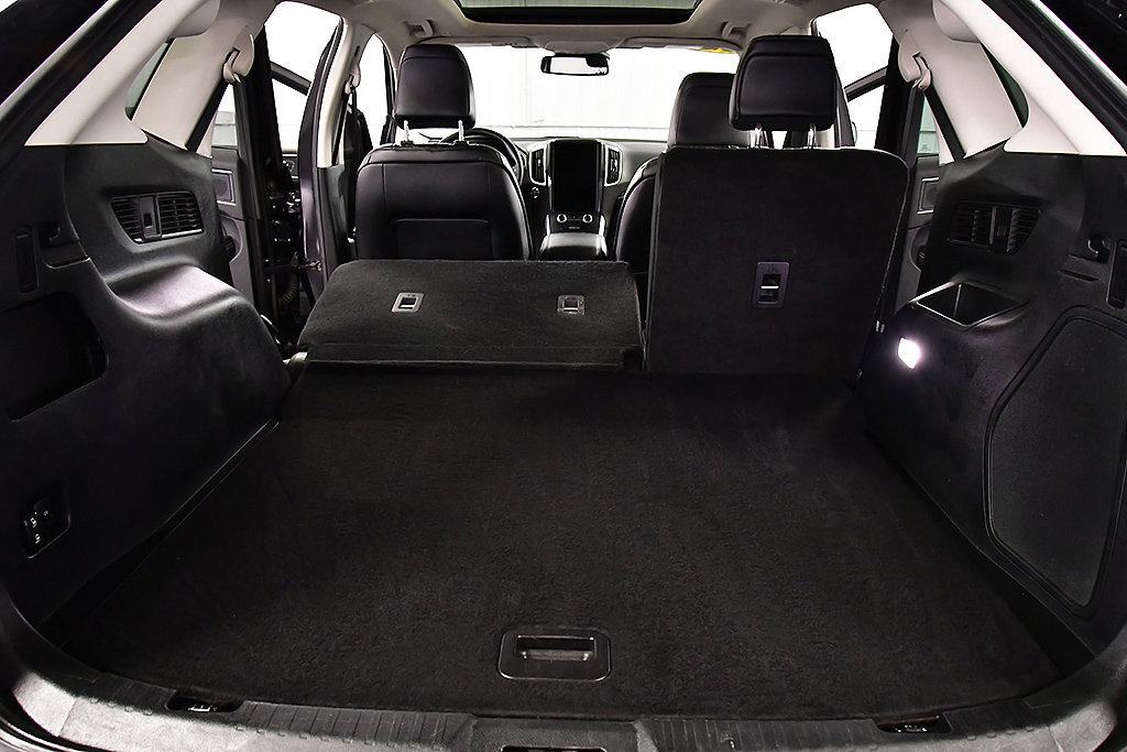 Used 2024 Ford Edge Titanium AWD/4WD image 30