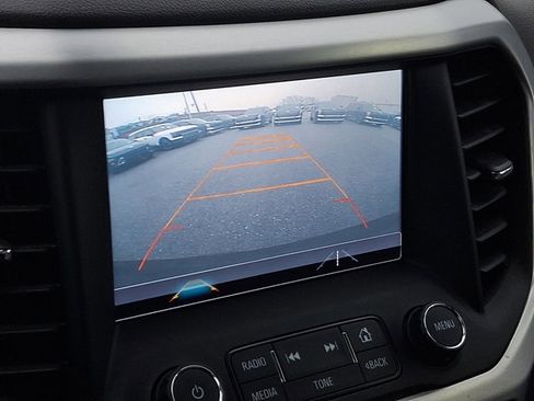 Used 2017 GMC Acadia SLT image 18