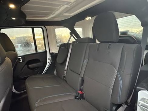 Used 2025 Jeep Wrangler Unlimited Rubicon 4xe w/ Convenience Group image 30