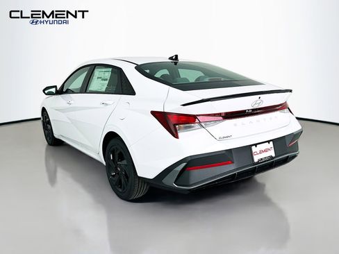 New 2026 Hyundai Elantra Sport FWD image 8
