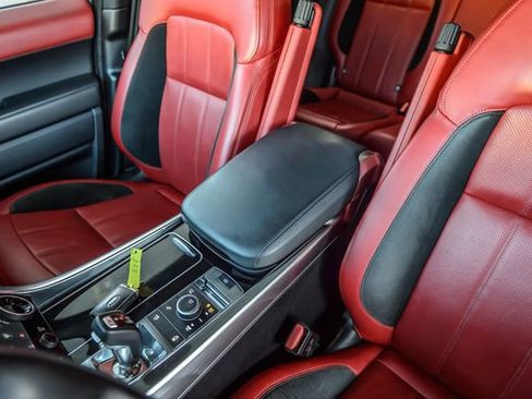 Used 2018 Land Rover Range Rover Sport Supercharged image 31