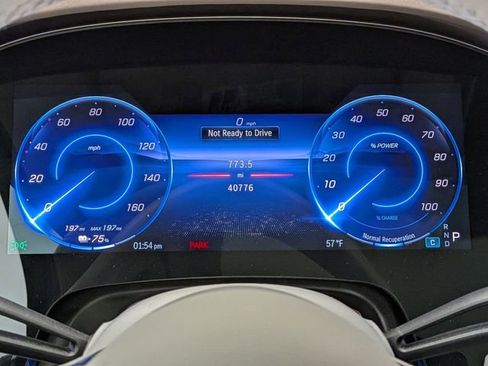 Used 2023 Mercedes-Benz EQS 580 4MATIC SUV image 12