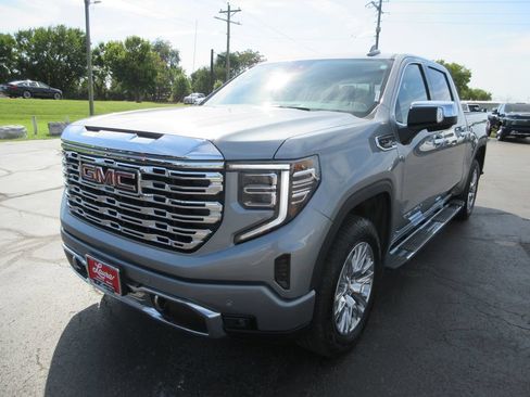 Certified 2025 GMC Sierra 1500 Denali AWD/4WD image 11