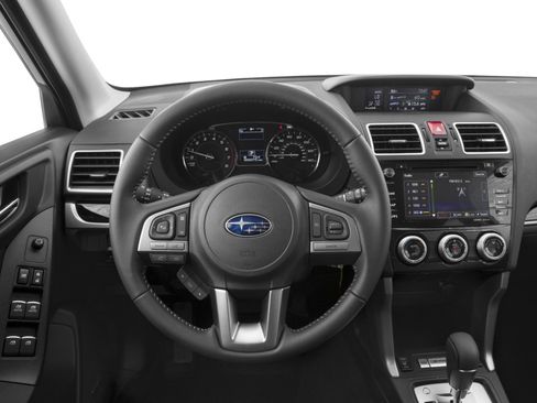 Used 2017 Subaru Forester 2.5i Limited AWD/4WD image 4