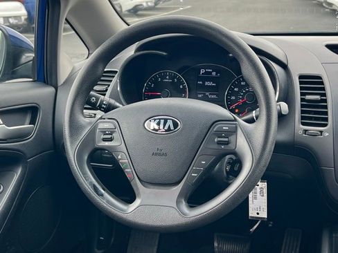 Used 2017 Kia Forte LX FWD image 14