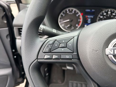 Certified 2025 Nissan Sentra S FWD image 16