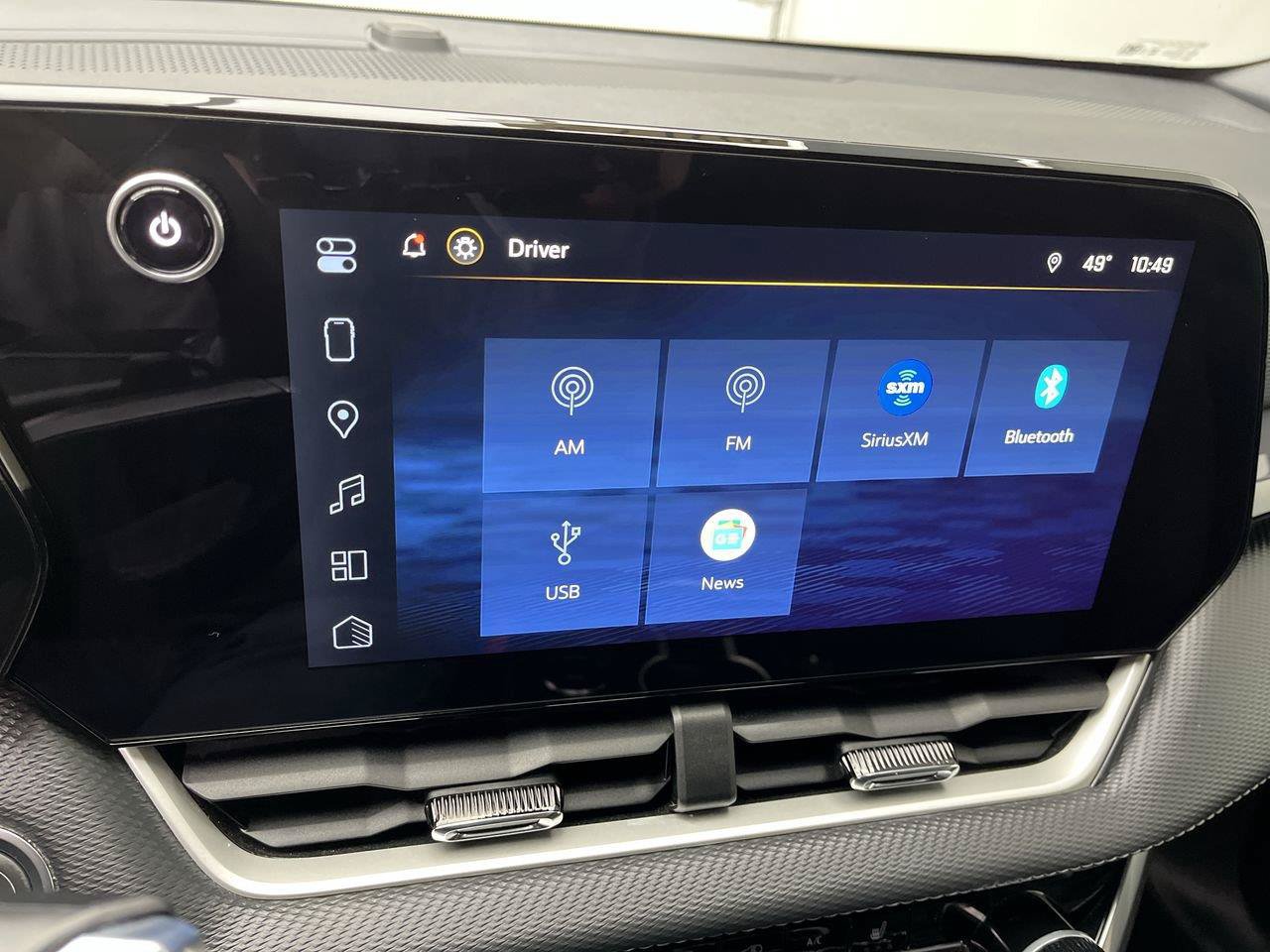 Certified 2026 Chevrolet Equinox LT AWD/4WD image 17