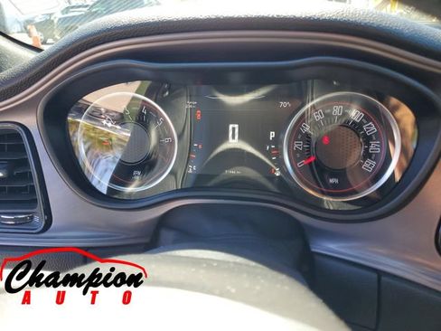 Used 2023 Dodge Challenger SXT RWD image 20