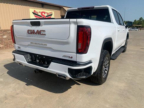 Used 2020 GMC Sierra 1500 AT4 w/ AT4 Premium Package AWD/4WD image 2