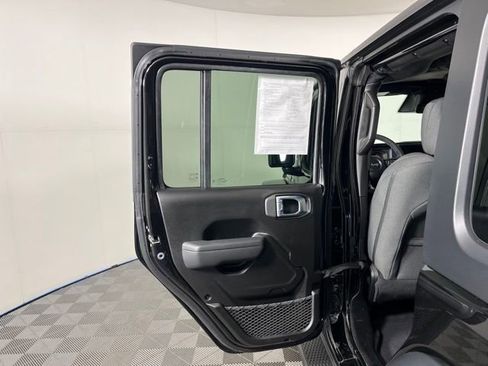 Used 2026 Jeep Wrangler Unlimited Sport AWD/4WD image 38