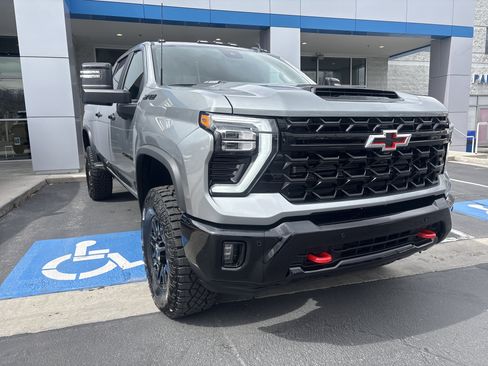 New 2026 Chevrolet Silverado 2500 ZR2 w/ LPO, Dark Essentials Package image 7