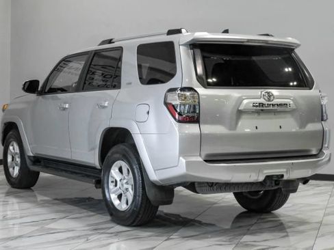 Used 2021 Toyota 4Runner SR5 Premium AWD/4WD image 16