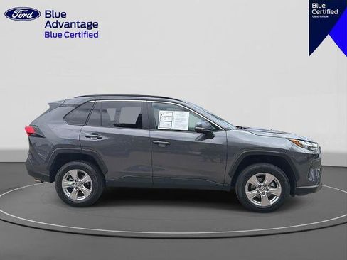 Used 2025 Toyota RAV4 XLE AWD/4WD image 5