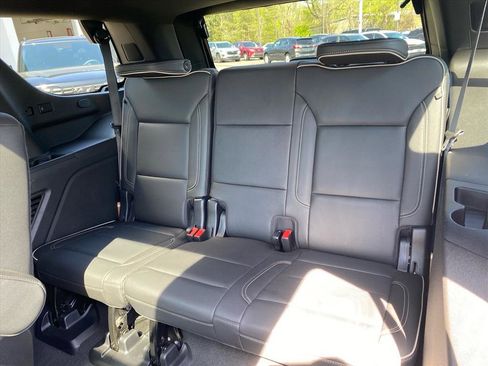 Used 2022 GMC Yukon SLT w/ SLT Premium Package AWD/4WD image 24