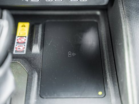 Used 2024 Toyota Land Cruiser image 28