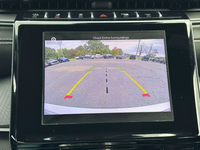 Used 2023 Jeep Grand Cherokee L Laredo AWD/4WD image 23