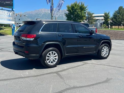 Used 2022 Jeep Grand Cherokee Laredo E w/ Security & Convenience Group image 8