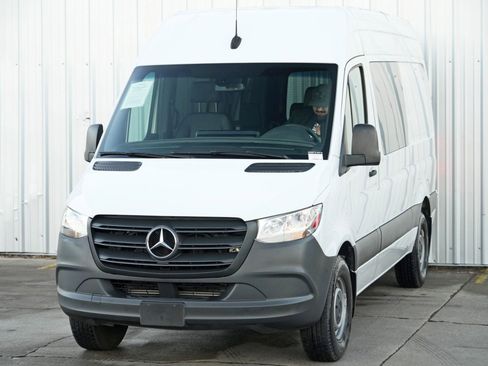 Used 2021 Mercedes-Benz Sprinter 2500 w/ Charging Package, Dashboard image 38