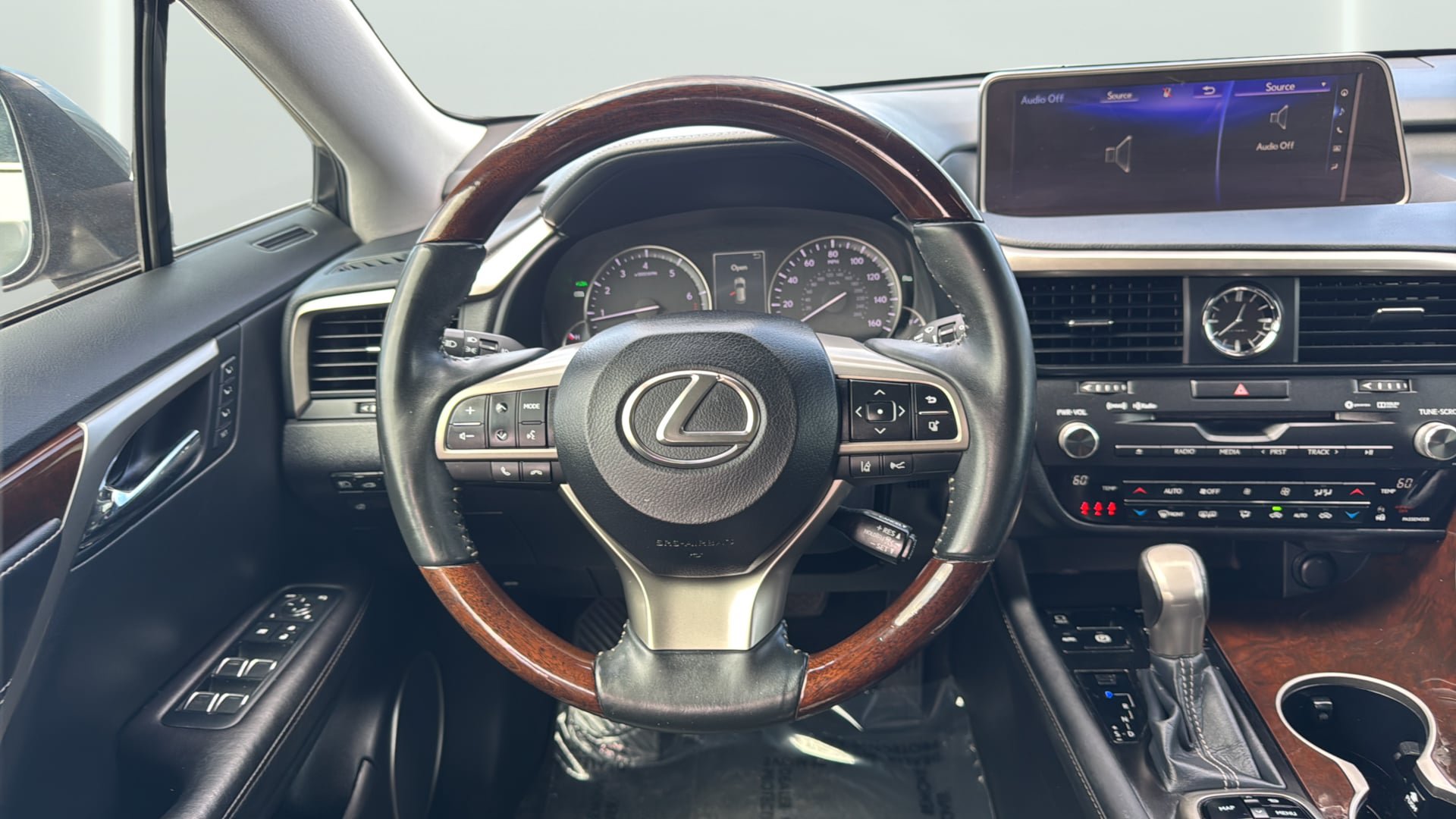 Used 2017 Lexus RX 350 FWD w/ Premium Package image 17