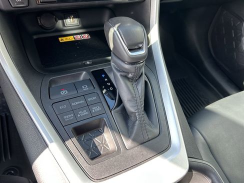 Used 2024 Toyota RAV4 XLE Premium image 26